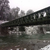 Puente Bailey en la ciudad de Nyingchi, Tíbet