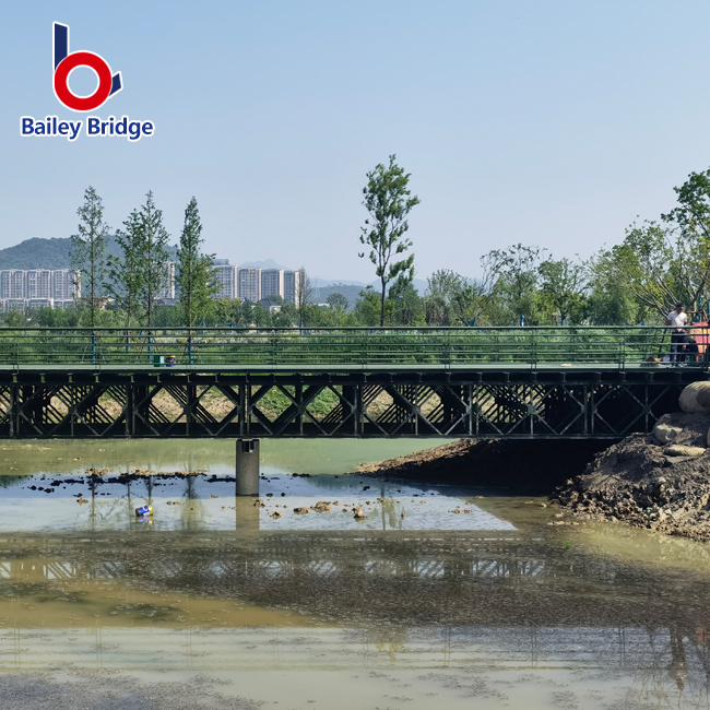 Puente de construcción metálica Puente peatonal de acero temporal Puente Bailey