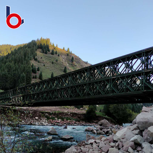 Un puente de acero Bailey prefabricado de 48 m de alta resistencia en Xinjiang China